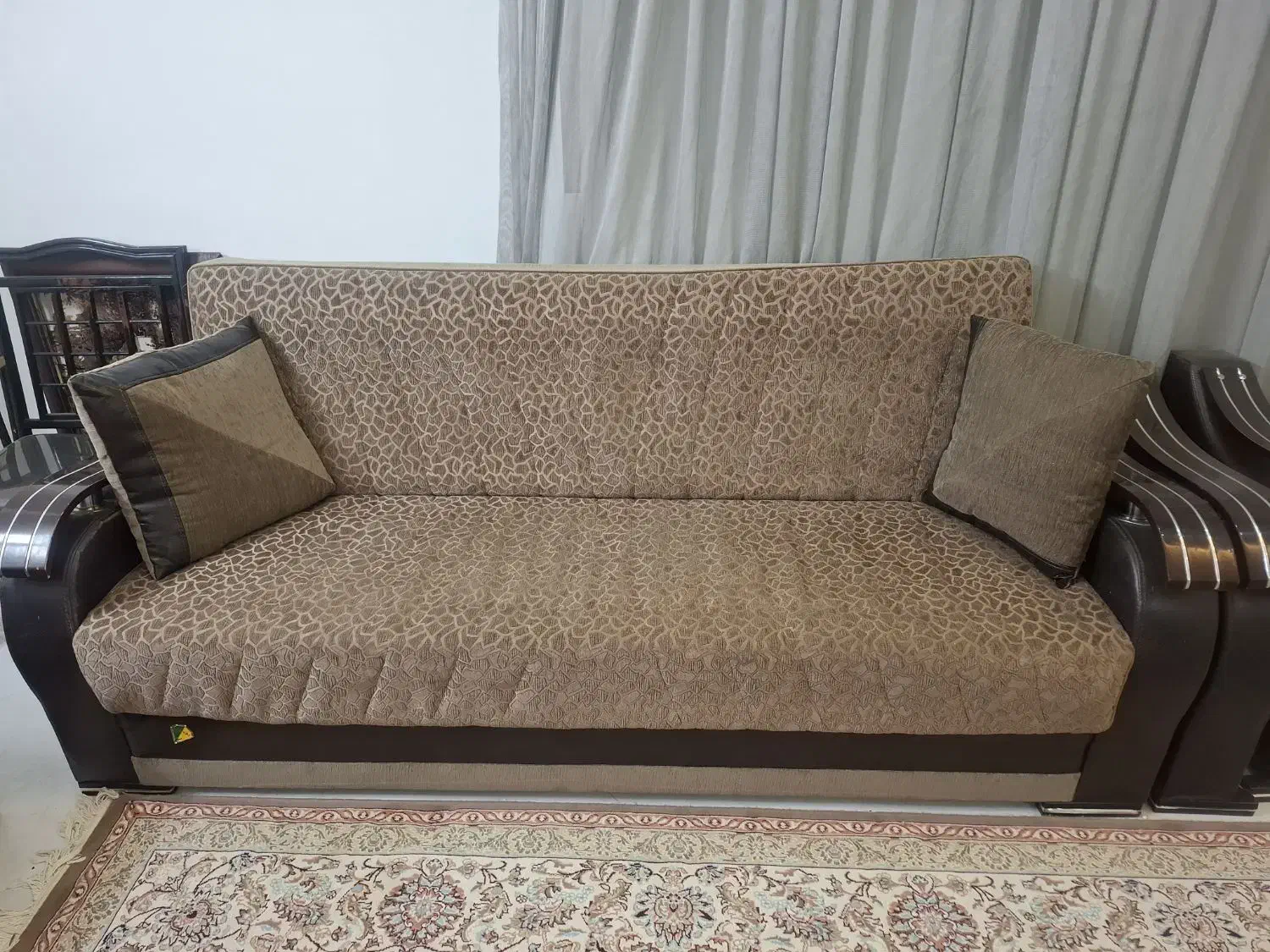 مبل تخت شو|مبلمان خانگی و میز عسلی|قم, هنرستان|دیوار