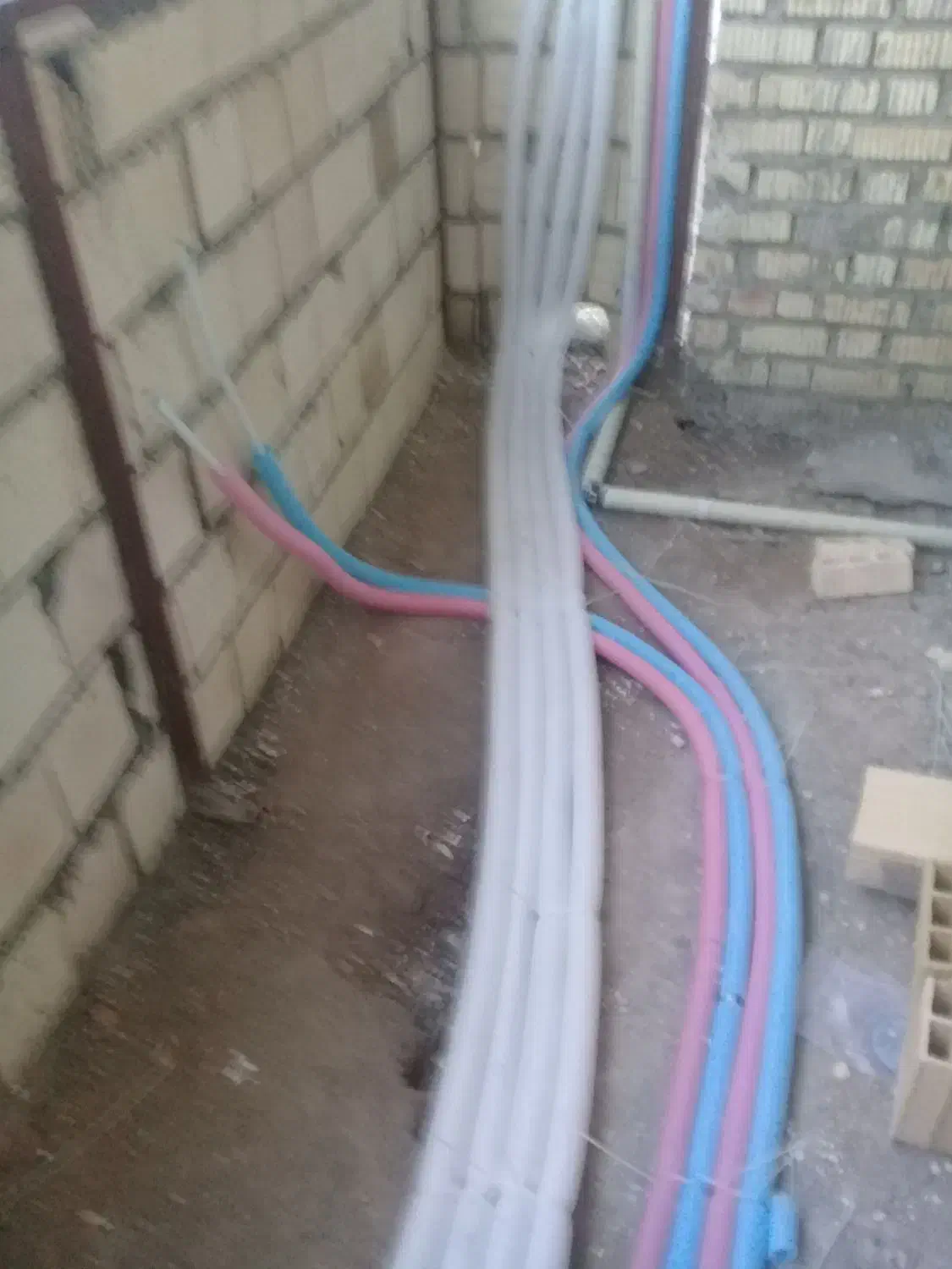 اجرای تاسیسات ونصب شیرآلات ورادیاتور|خدمات پیشه و مهارت|یزد, |دیوار