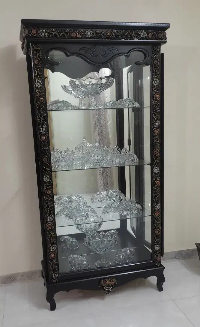 بوفه|بوفه، ویترین، کنسول|قدس, شهر‌قدس|دیوار