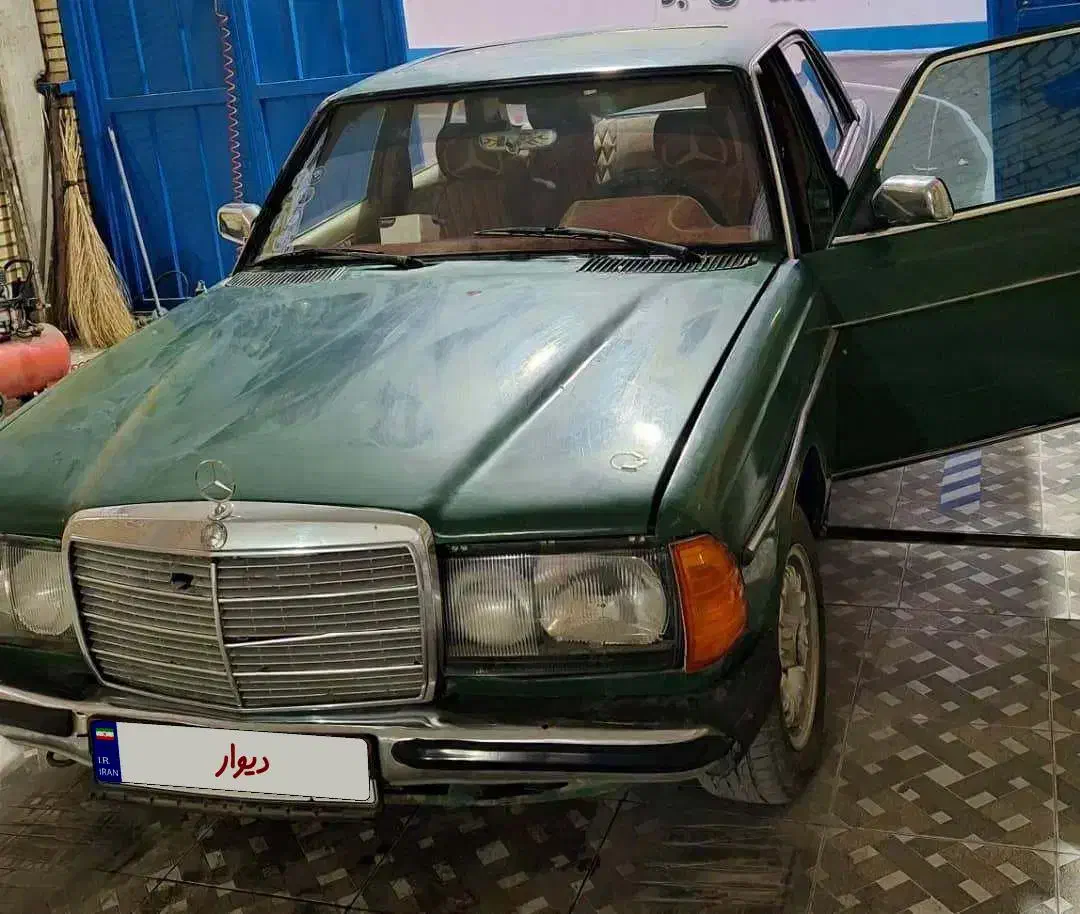 بنز کلاسیک دانشجویی|خودرو کلاسیک|شهرضا, |دیوار