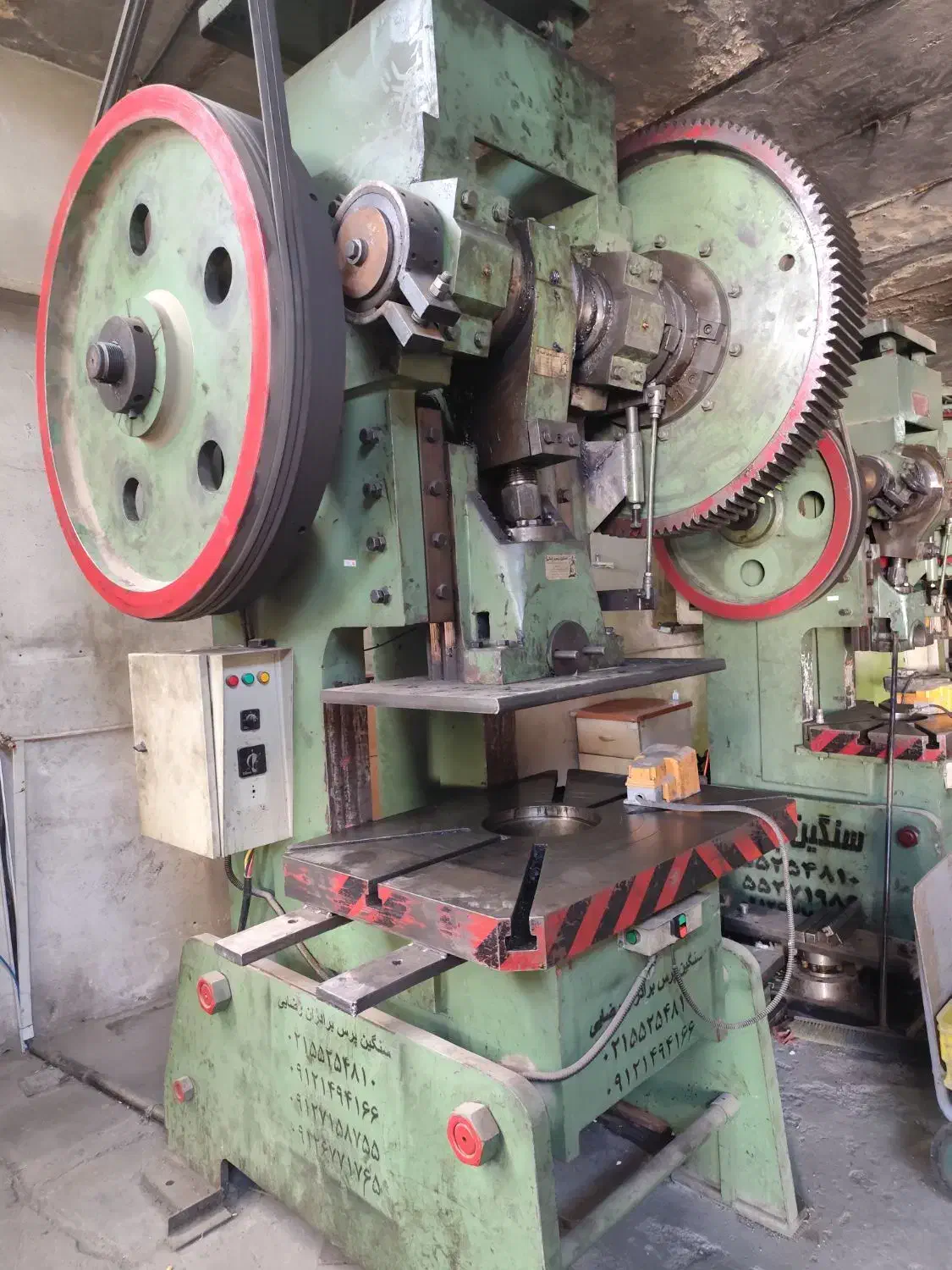 فروش پرس ضربه ای ۱۵۰ تن و ۶۰ تن سنگین پرس رضائی|ماشینآلات صنعتی|چهاردانگه (تهران), |دیوار