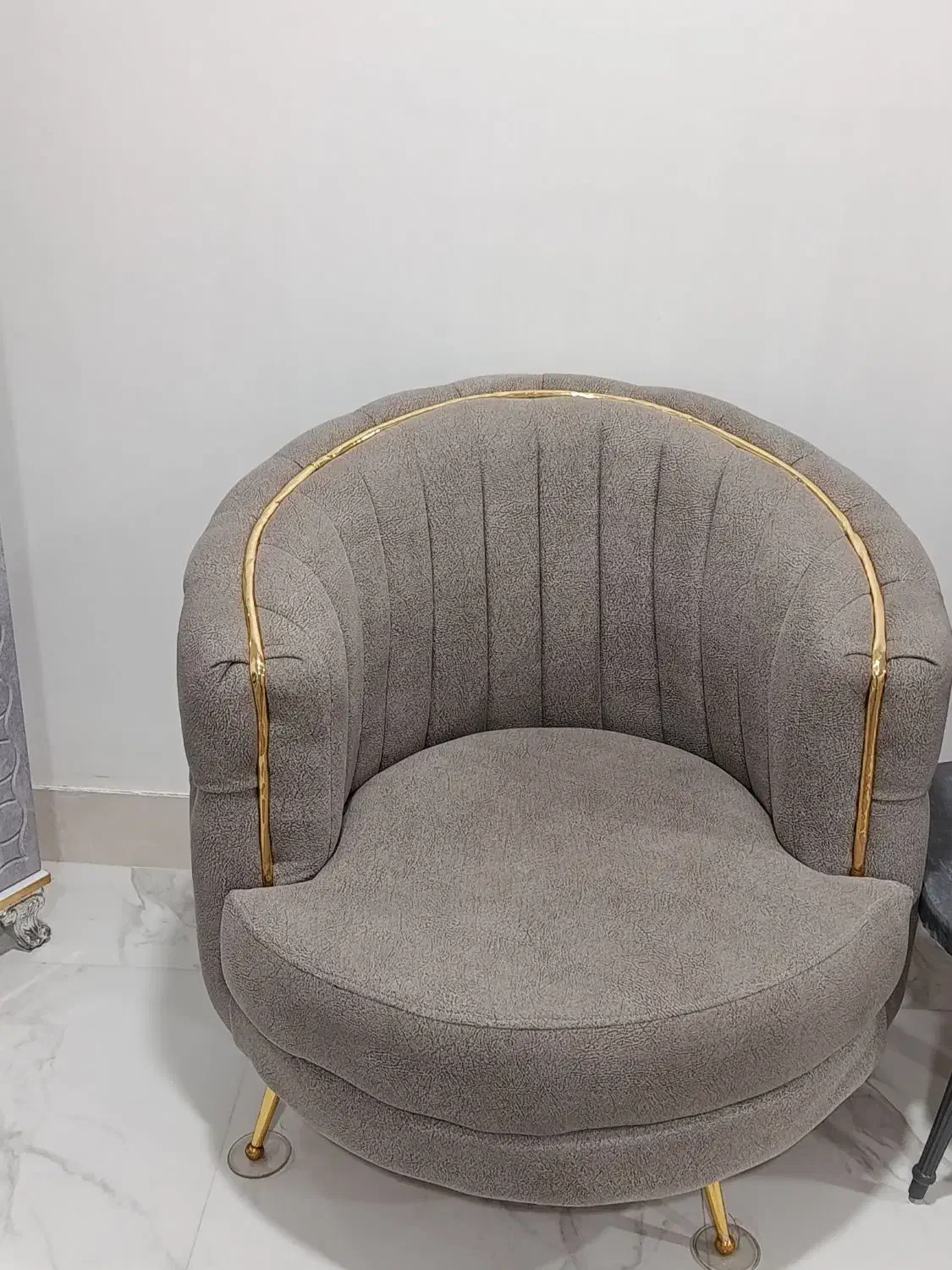 مبلمان|مبلمان خانگی و میز عسلی|گناباد, |دیوار