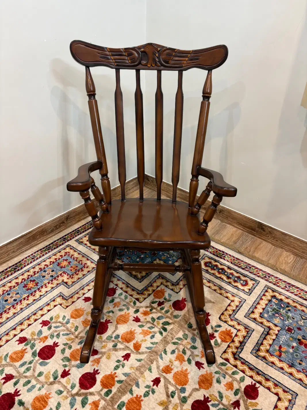 صندلی راک|صندلی و نیمکت|گلپایگان, |دیوار