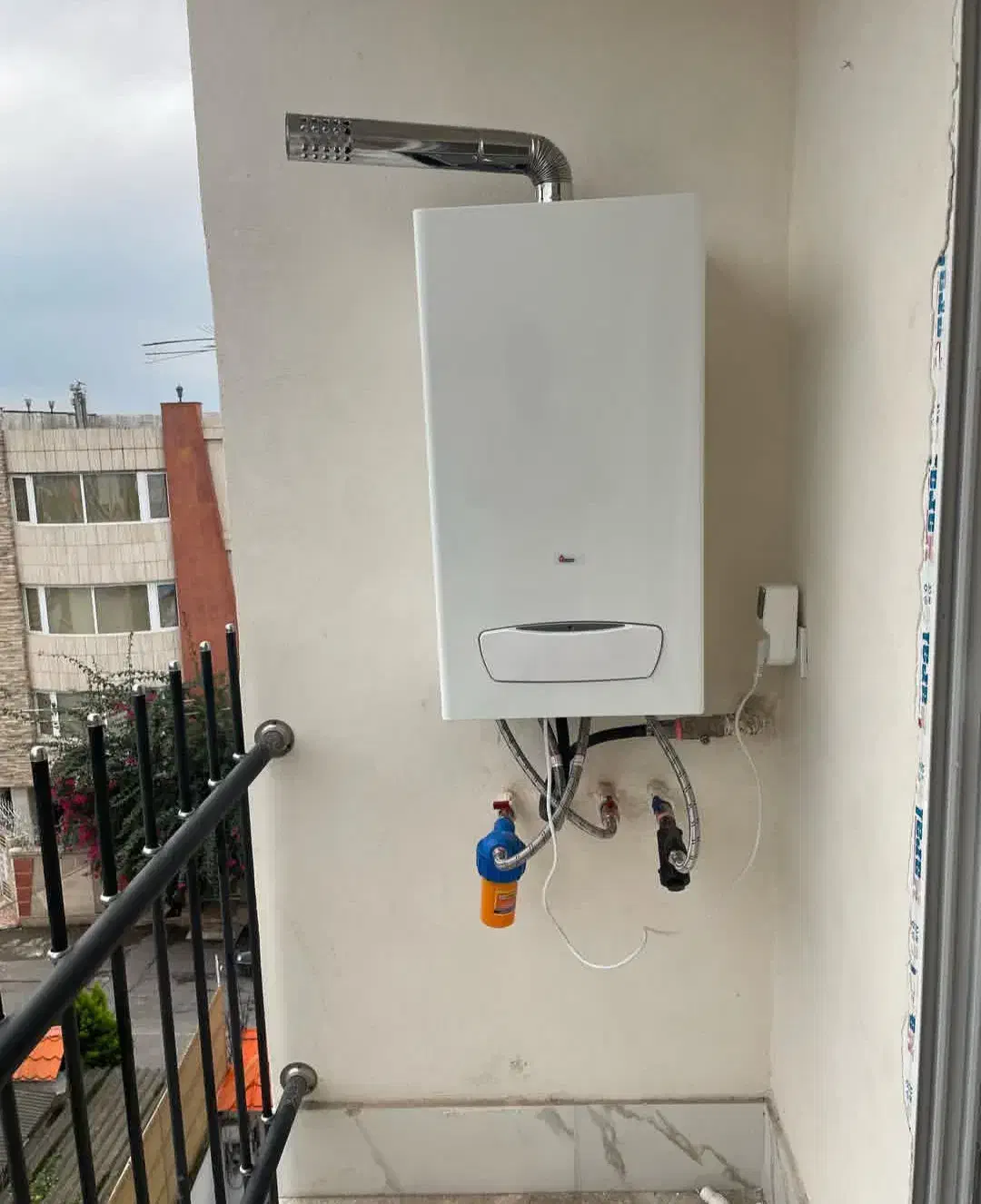 تعمیرات هر نوع کار تاسیسات در منزل|خدمات پیشه و مهارت|رشت, توشیبا|دیوار