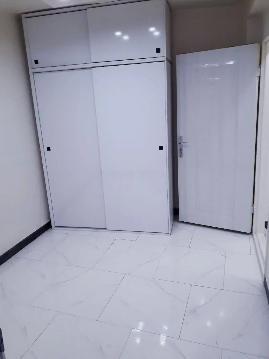 *استادمعین محدوده لعل آخر* ۵۳متر فول بازسازی*