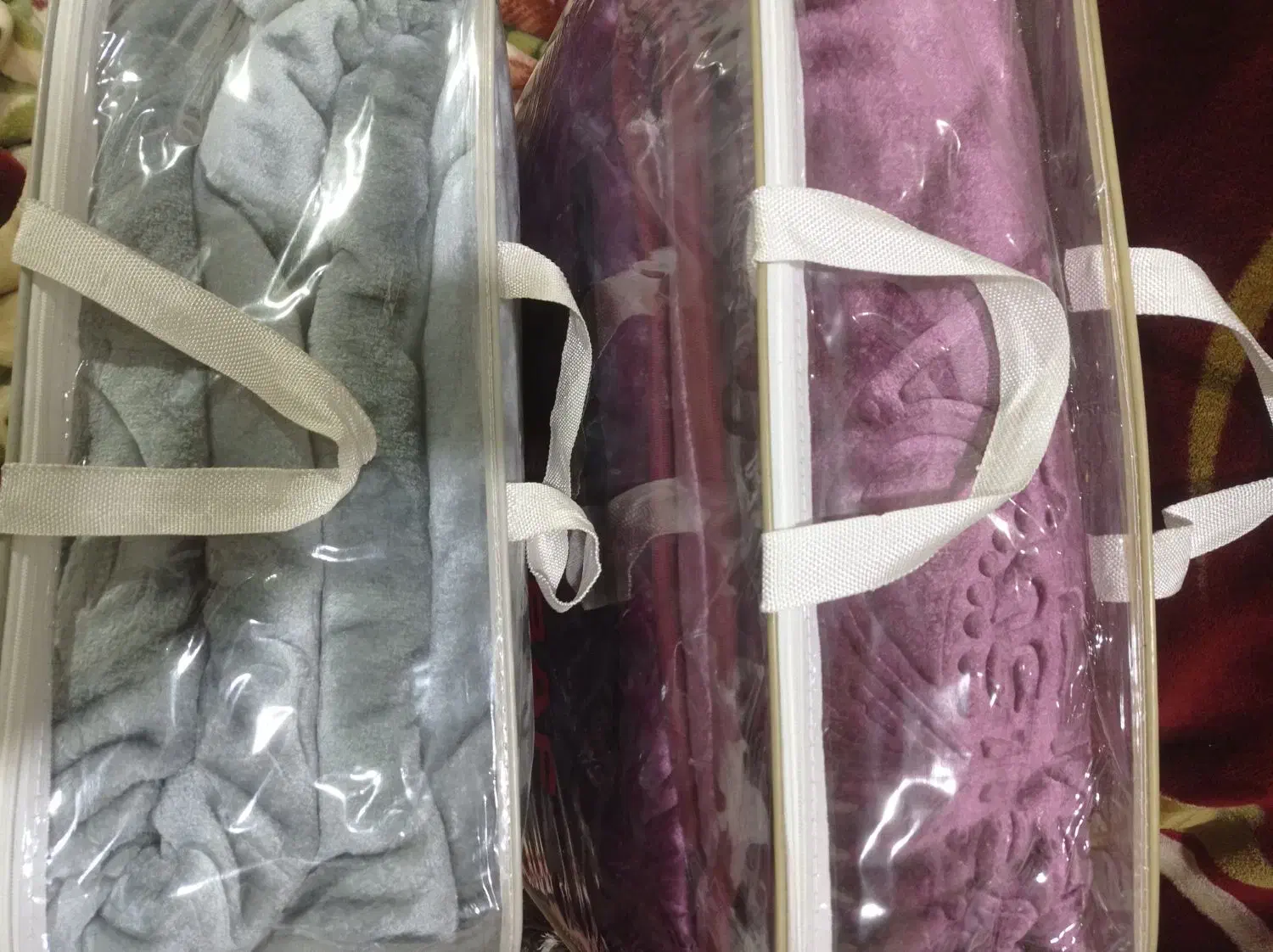 پتو دو نفره|رختخواب، بالش، پتو|گلبهار, شهر جدید گلبهار|دیوار