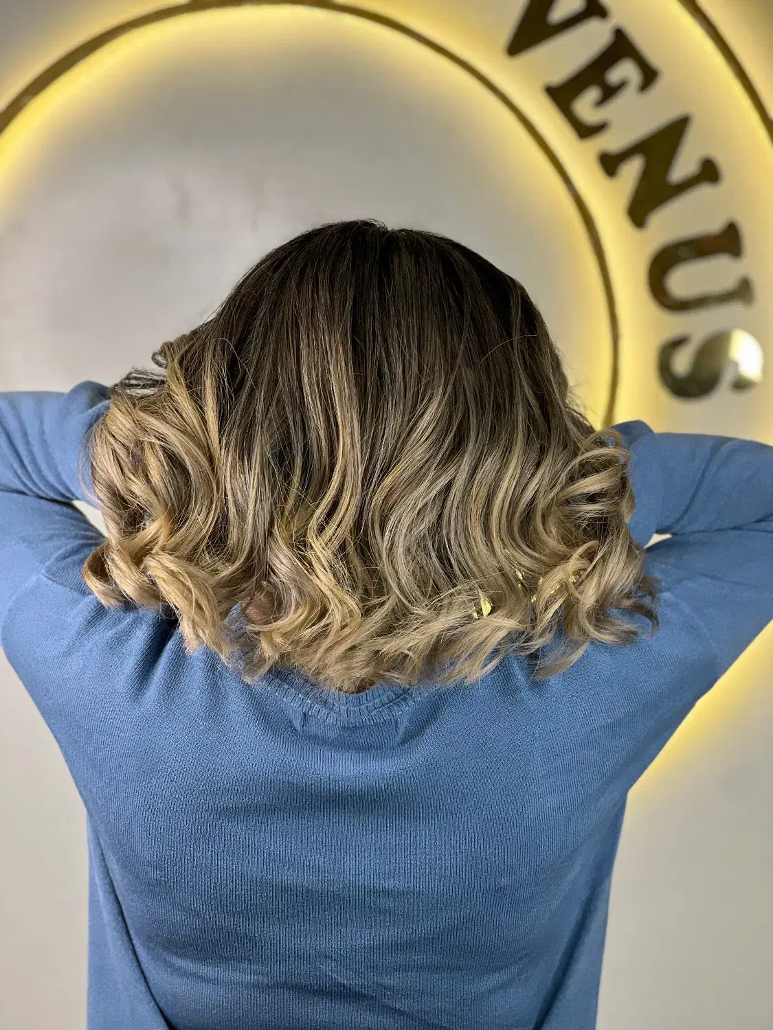 بلک فرایدی سالن زیبایی ونوس|خدمات آرایشگری و زیبایی|شیراز, سیلو|دیوار