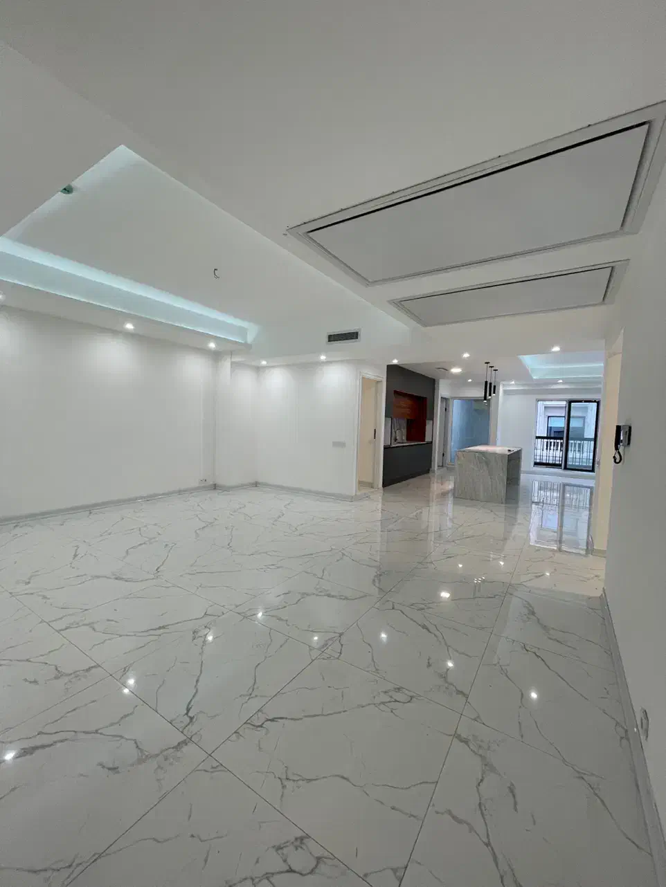 نوساز ، تکواحدی ، تاپ لوکیشن|اجارهٔ آپارتمان|نور, |دیوار