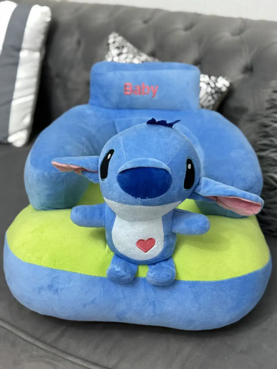 صندلی و روروئک|اسباب و اثاث بچه|کرج, گوهردشت|دیوار