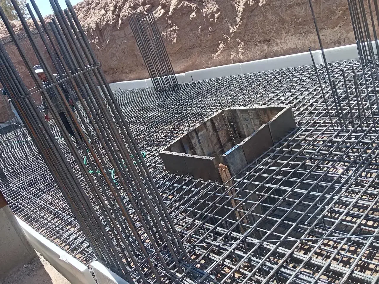 نیرو آرماتوربند|استخدام معماری، عمران و ساختمانی|زرند, |دیوار