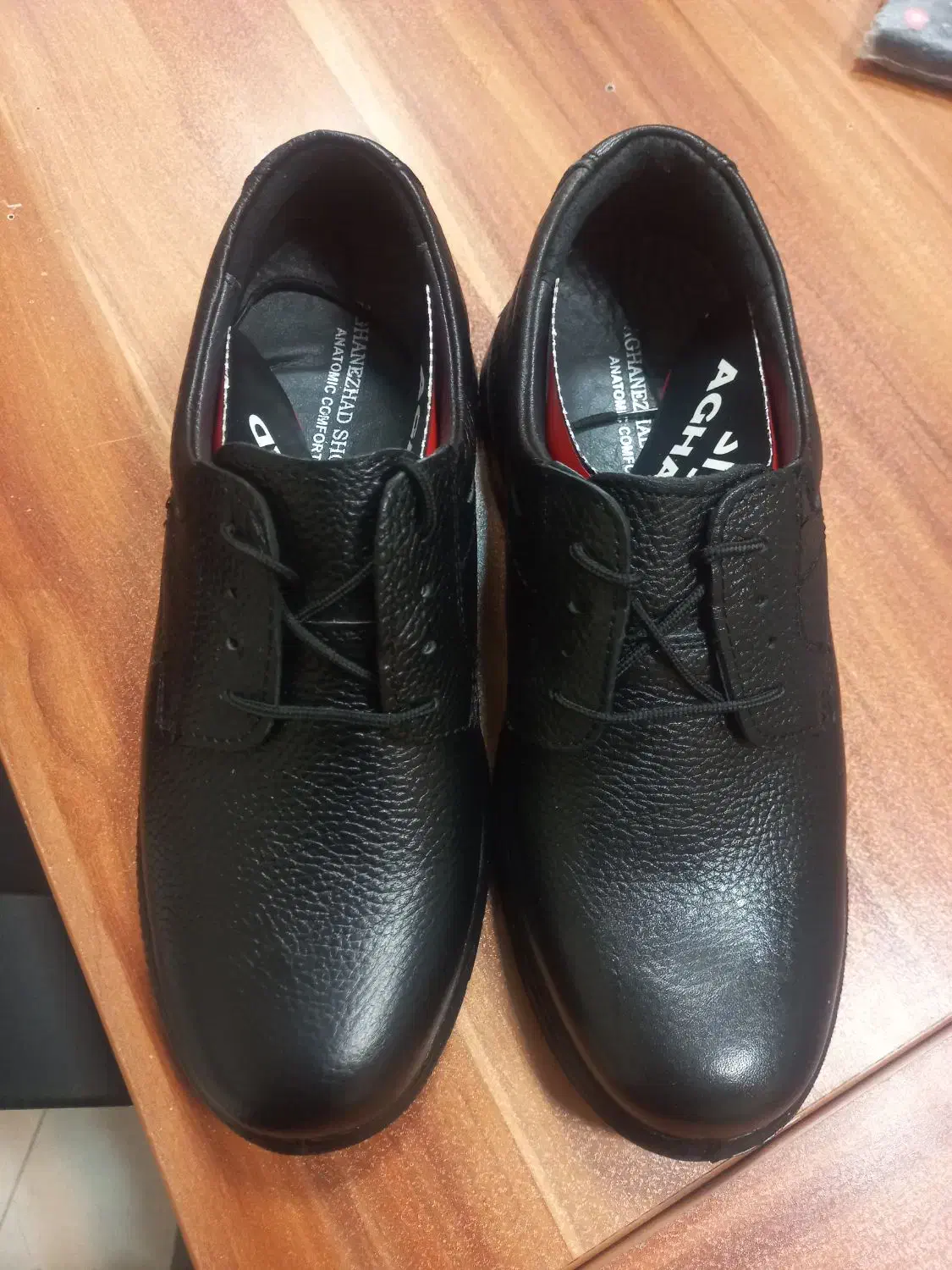 کفش تولیدی آقانژاد|کیف، کفش، کمربند|قم, شاه سید علی|دیوار