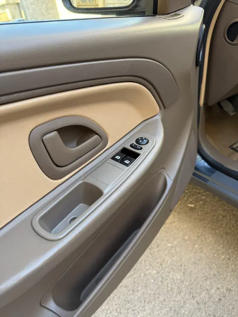 پژو ۴۰۵ دوگانه مدل۹۸ خشک باوسیله|خودرو سواری و وانت|کرمانشاه, |دیوار