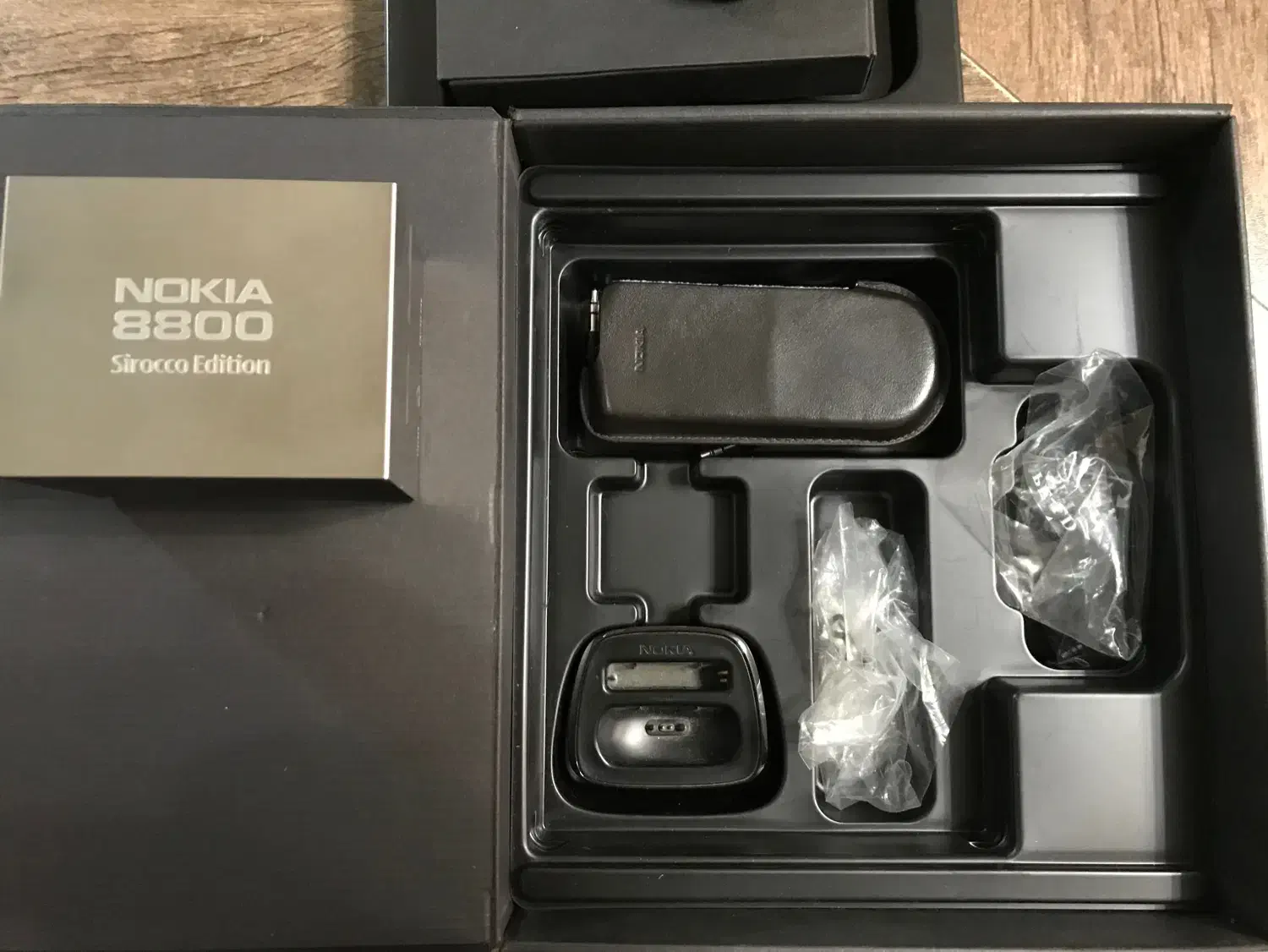 نوکیا 8800 sirico|موبایل|تهران, قزل قلعه|دیوار