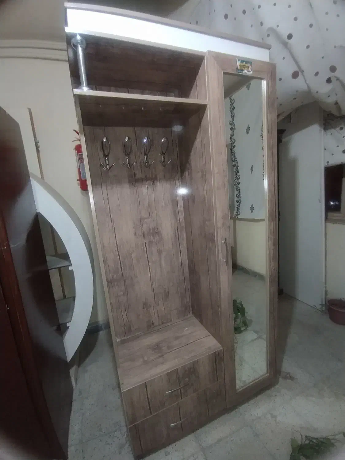 جاکفشی و جالباسی|جاکفشی، کمد، دراور|اراک, |دیوار