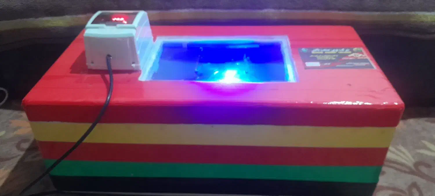 دستگاه جوجه کشی برقی کاملا سالم|لوازم جانبی حیوانات|لیسار, |دیوار