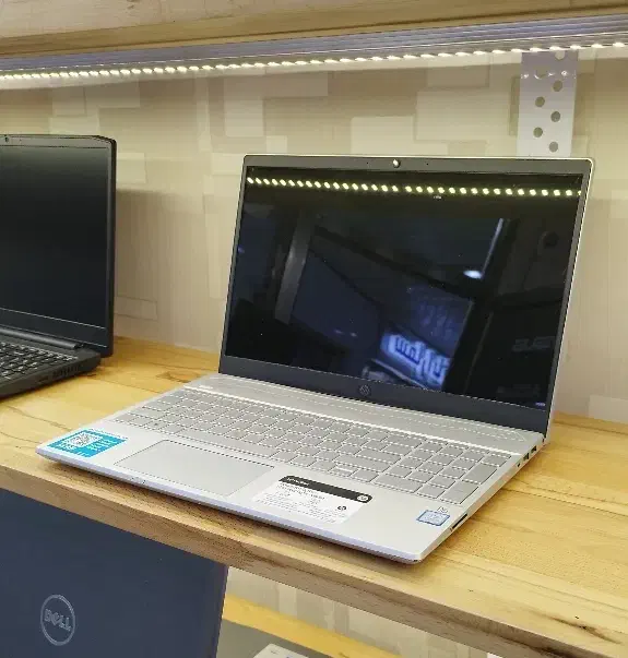 لپتاپ استوک hp بدنه فلزی و صفحه لمسی بسیار تمیز|رایانه همراه|تبریز, |دیوار