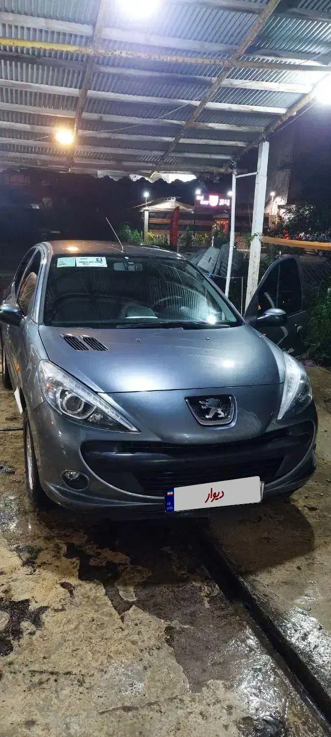 پژو 207i اتومات خاکستری مدل 90|خودرو سواری و وانت|رشت, بلوار گیلان|دیوار