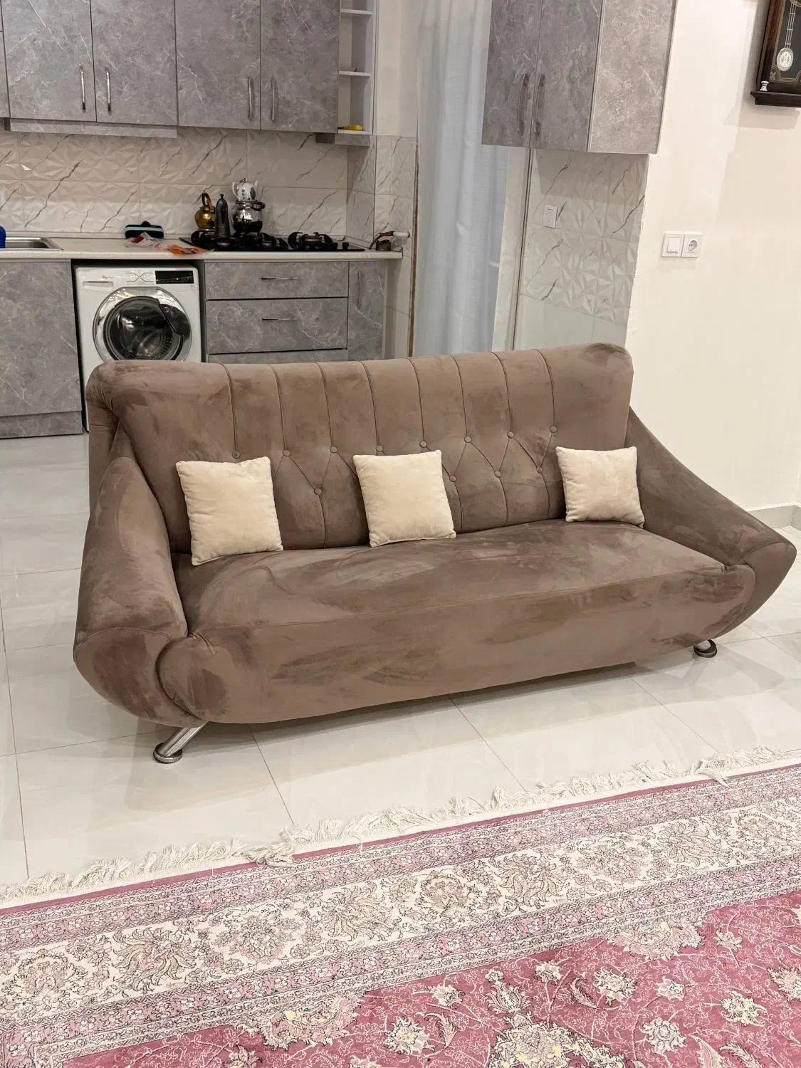مبلمان خارجی ۷نفره در حد|مبلمان خانگی و میز عسلی|رشت, معلم|دیوار