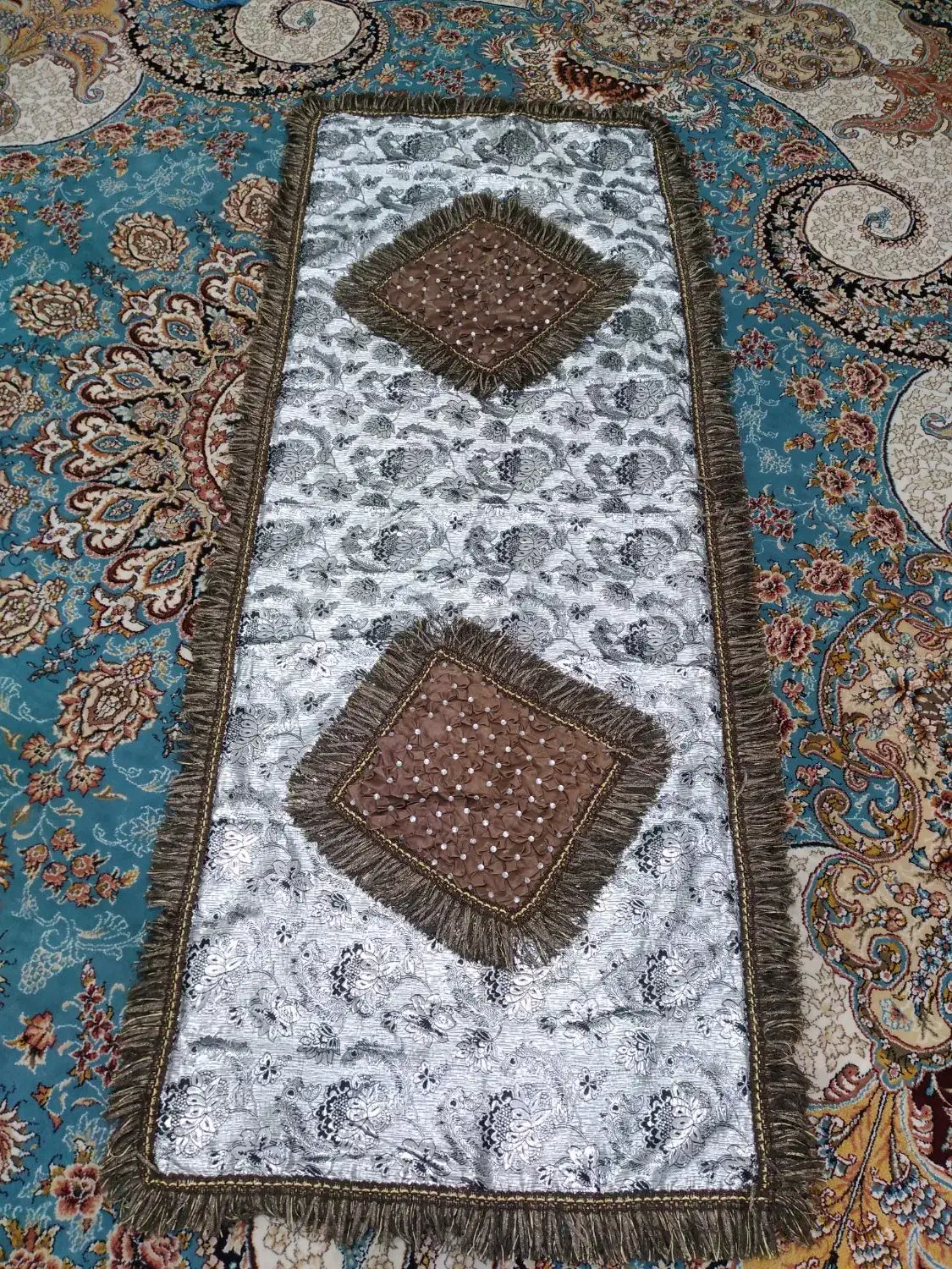 پوش بالش لوله‌ای و کناره|رختخواب، بالش، پتو|زابل, |دیوار