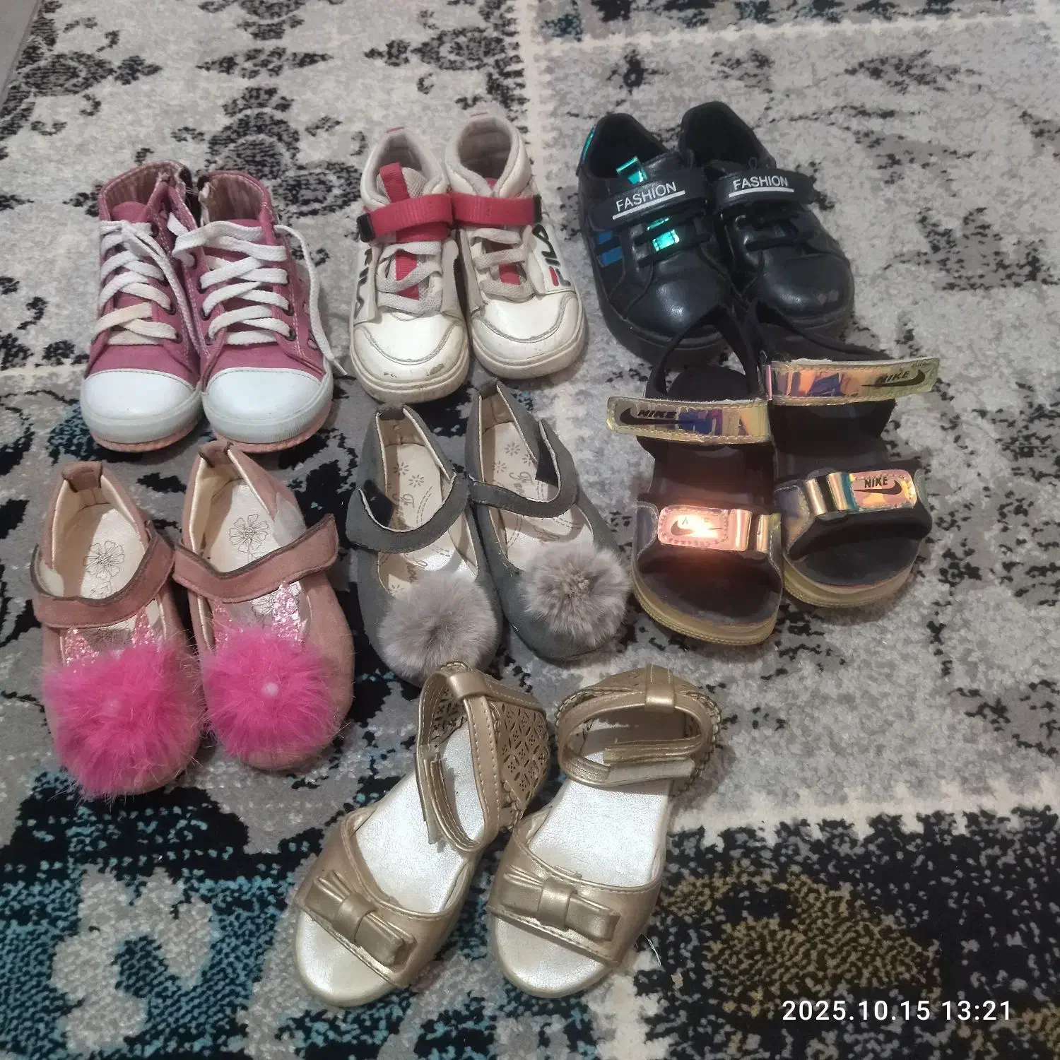 کفش دخترانه همگی در حد نو|کفش و لباس بچه|سقز, |دیوار