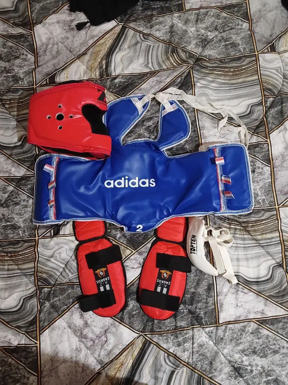 لباس تکواندو|تجهیزات ورزشی|مشهد, چهارچشمه|دیوار