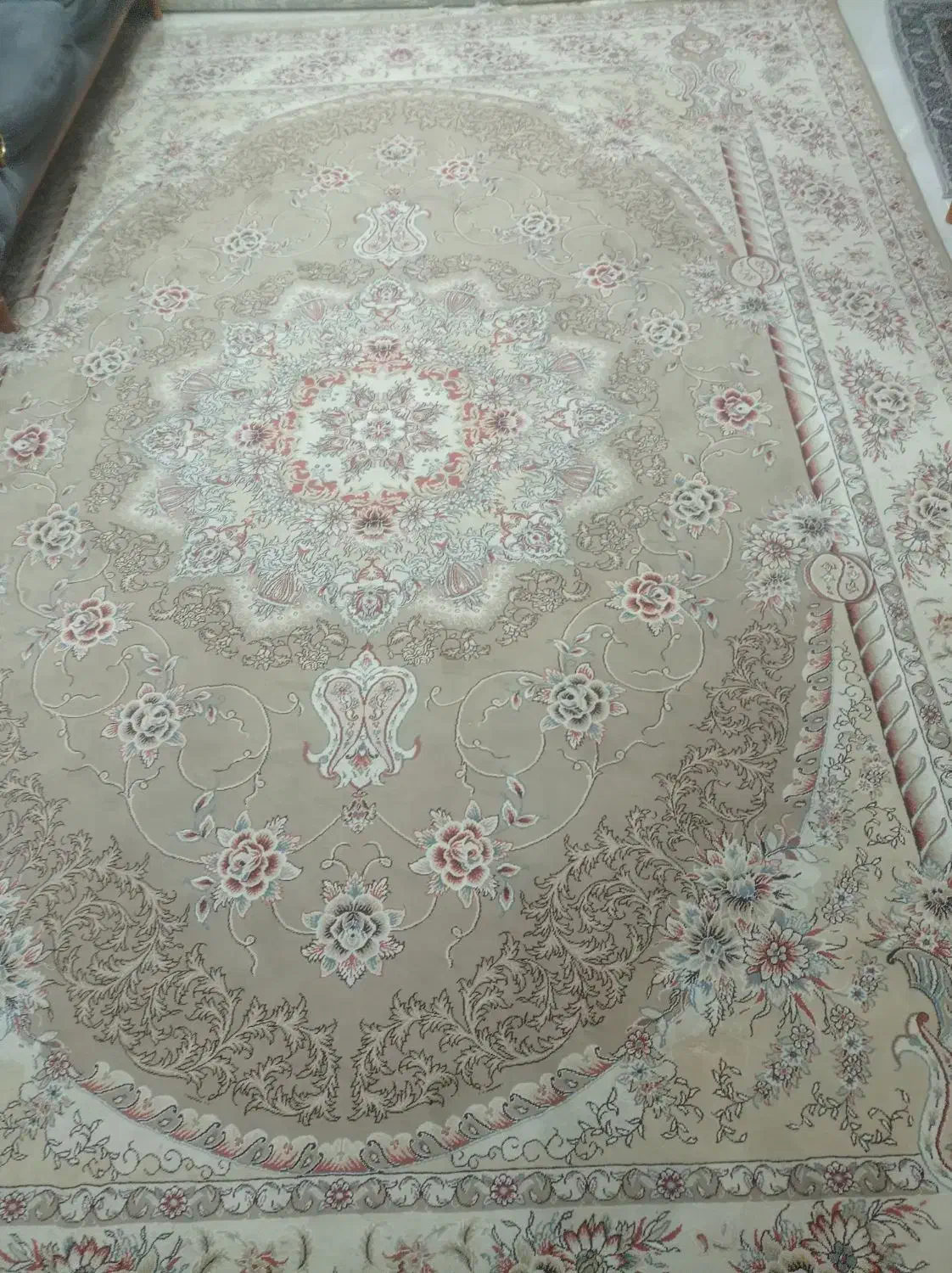 فرش ۱۲ متری|فرش|سنگر, |دیوار