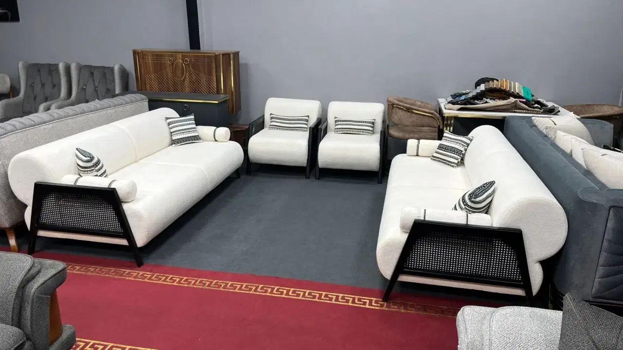 خیاط برشکار مبلمان راحتی اقا وخانم قلعه بابیمه|استخدام صنعتی، فنی، مهندسی|بهارستان, |دیوار