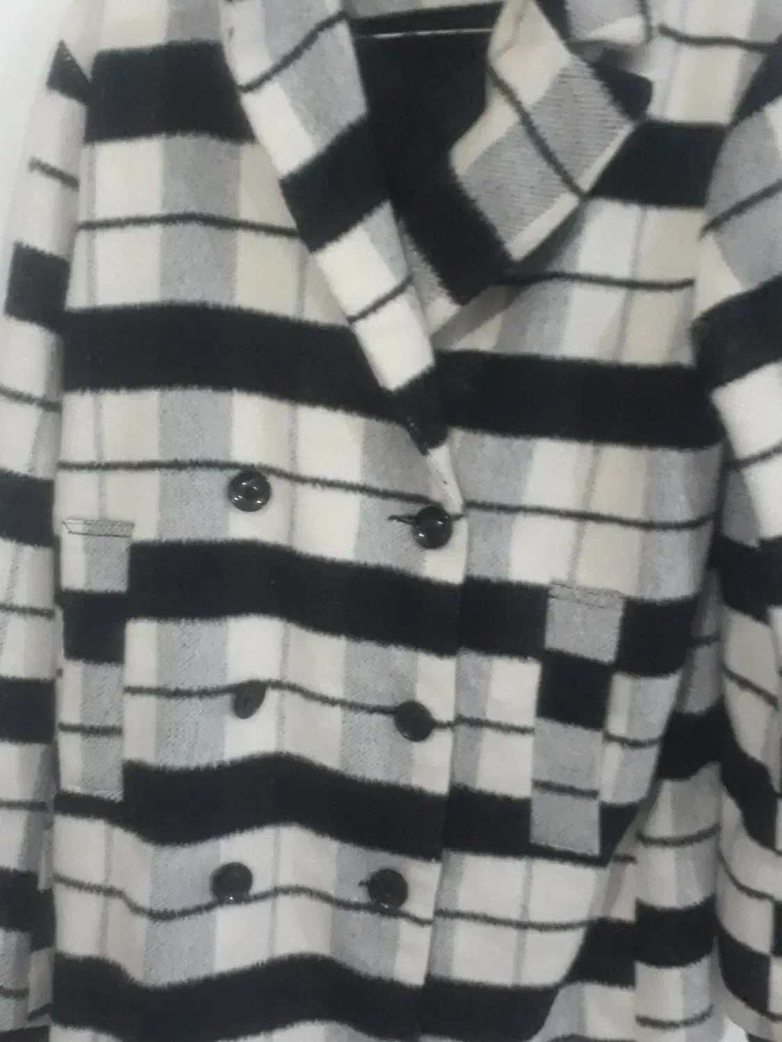 پوشاک|لباس|سبزوار, قلعه‌نو دهزار|دیوار