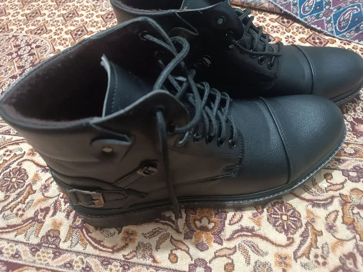 کفش نیم پوت|کیف، کفش، کمربند|گنبد کاووس, |دیوار