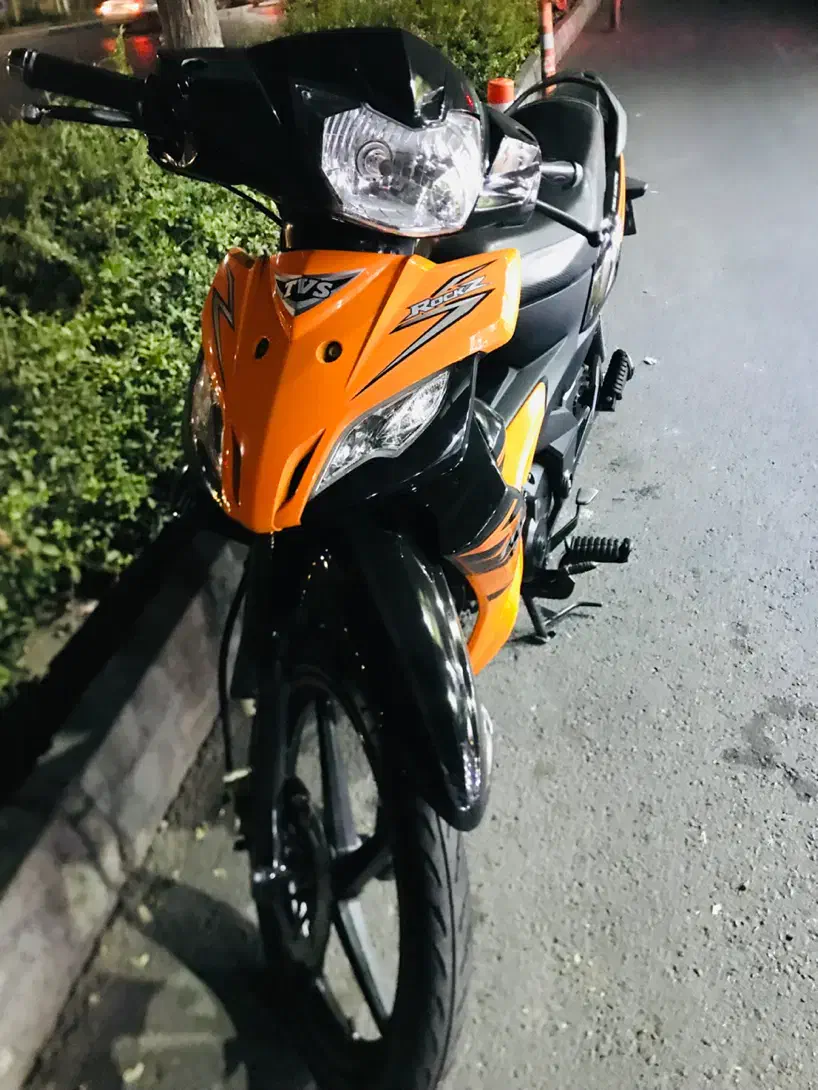 تی وی اس راکز|موتورسیکلت|ری, فیروزآبادی|دیوار