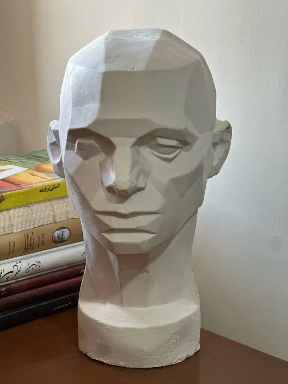 سردیس ربات|مجسمه، تندیس، ماکت|باغستان, |دیوار