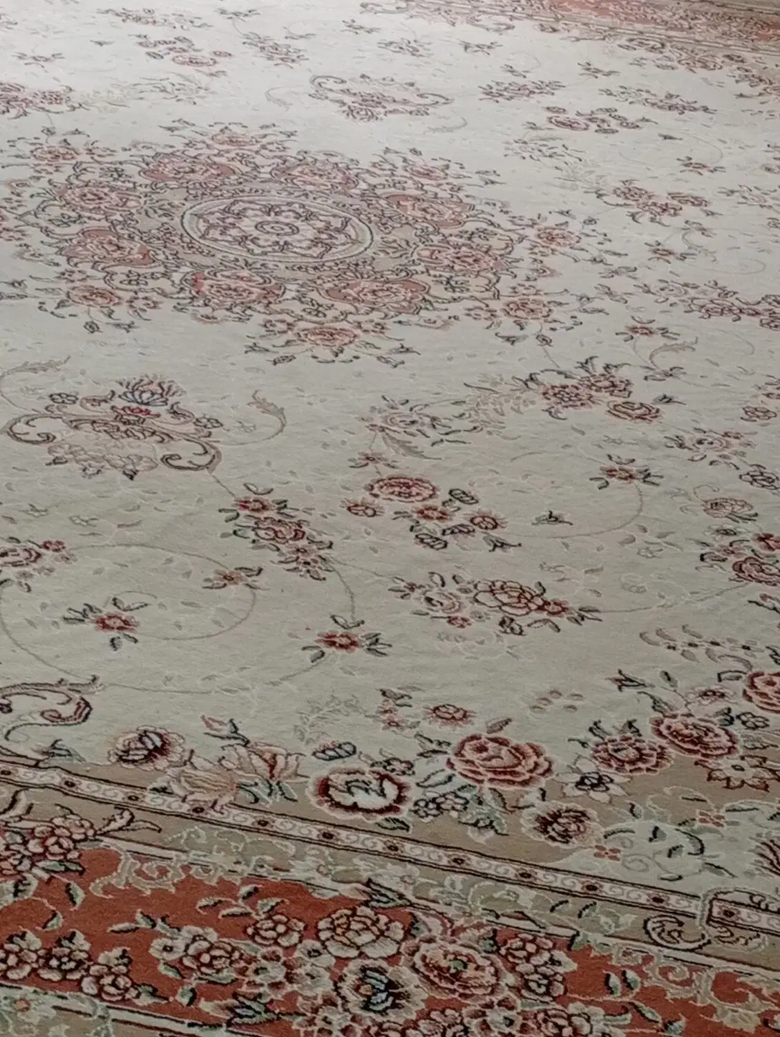 فرش|فرش|رشت, آزادگان|دیوار