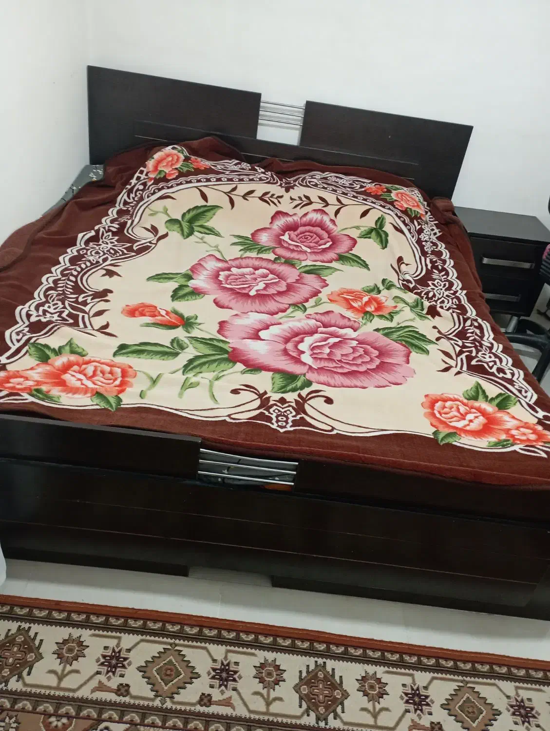 تخت خواب فروش فوری|تخت و سرویس خواب|مشهد, شهرک امام هادی (شهرک غرب)|دیوار