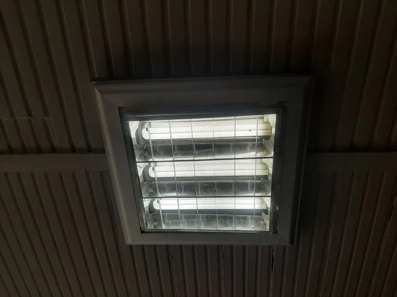 لوستر|لوستر و چراغ آویز|بندر انزلی, طالب آباد|دیوار