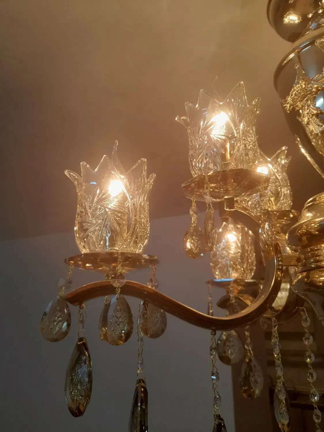 لوستر اب طلا|لوستر و چراغ آویز|اراک, |دیوار