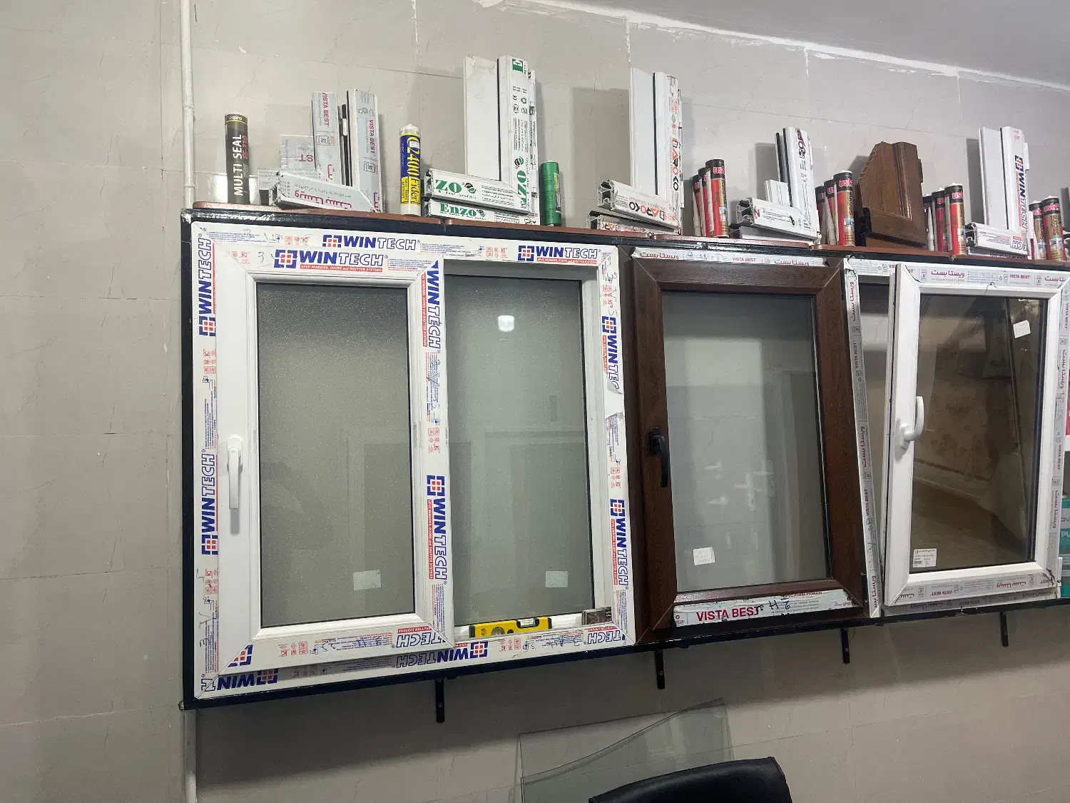 درب پنجره upvc وآلومینیوم|خدمات پیشه و مهارت|تهران, خاک سفید|دیوار