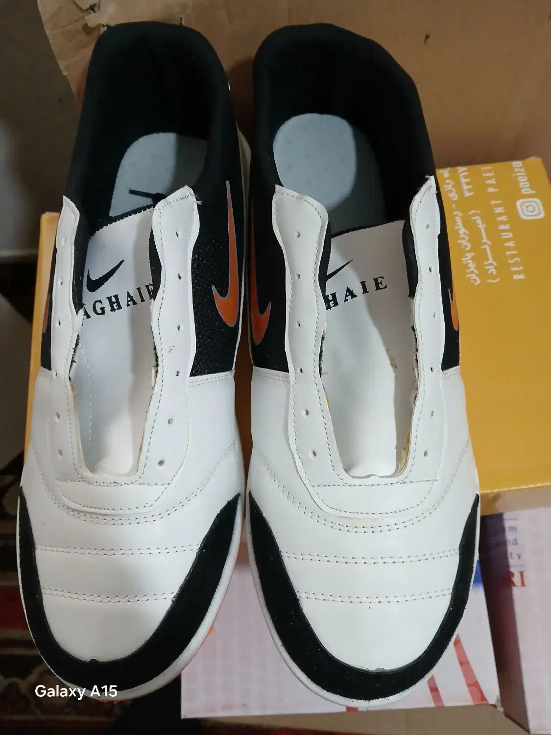 کفش ورزشی فوتبال و فوتسال|کیف، کفش، کمربند|زنجان, |دیوار