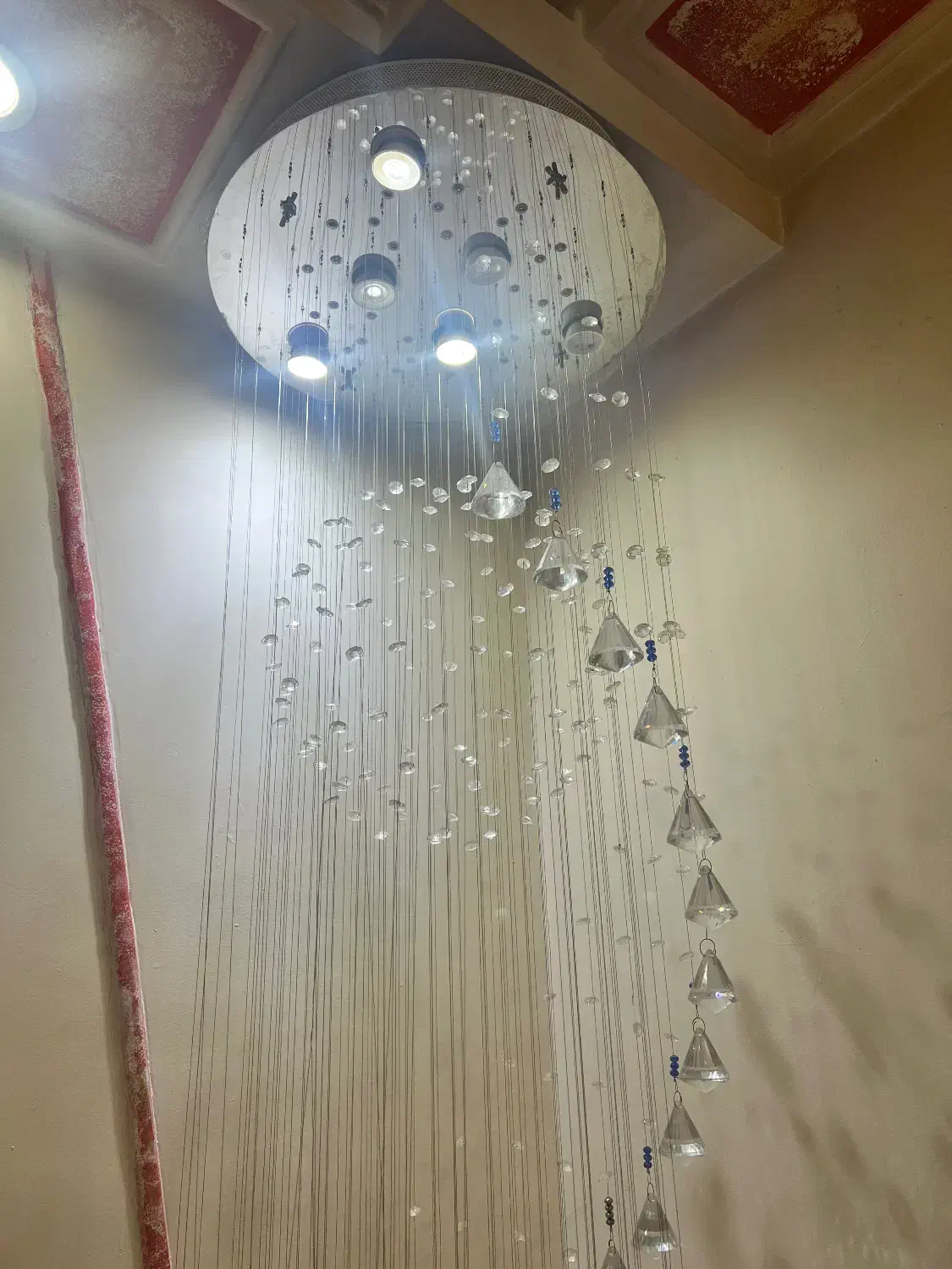 لوستر آویز بلند باکریستال اصل|لوستر و چراغ آویز|تهران, افسریه جنوبی|دیوار