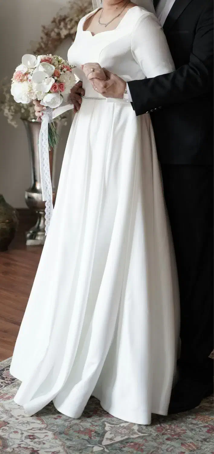 لباس عروس ساتن|لباس|اصفهان, گلزار|دیوار