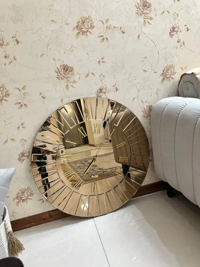 ساعت تمام شیشه دنیز|ساعت دیواری و تزئینی|مشهد, ادیب نیشابوری (شهرک غرب)|دیوار