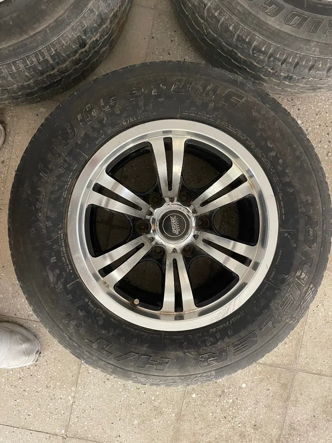 رینگ ۶ پیچ|قطعات یدکی و لوازم جانبی|رودهن, |دیوار