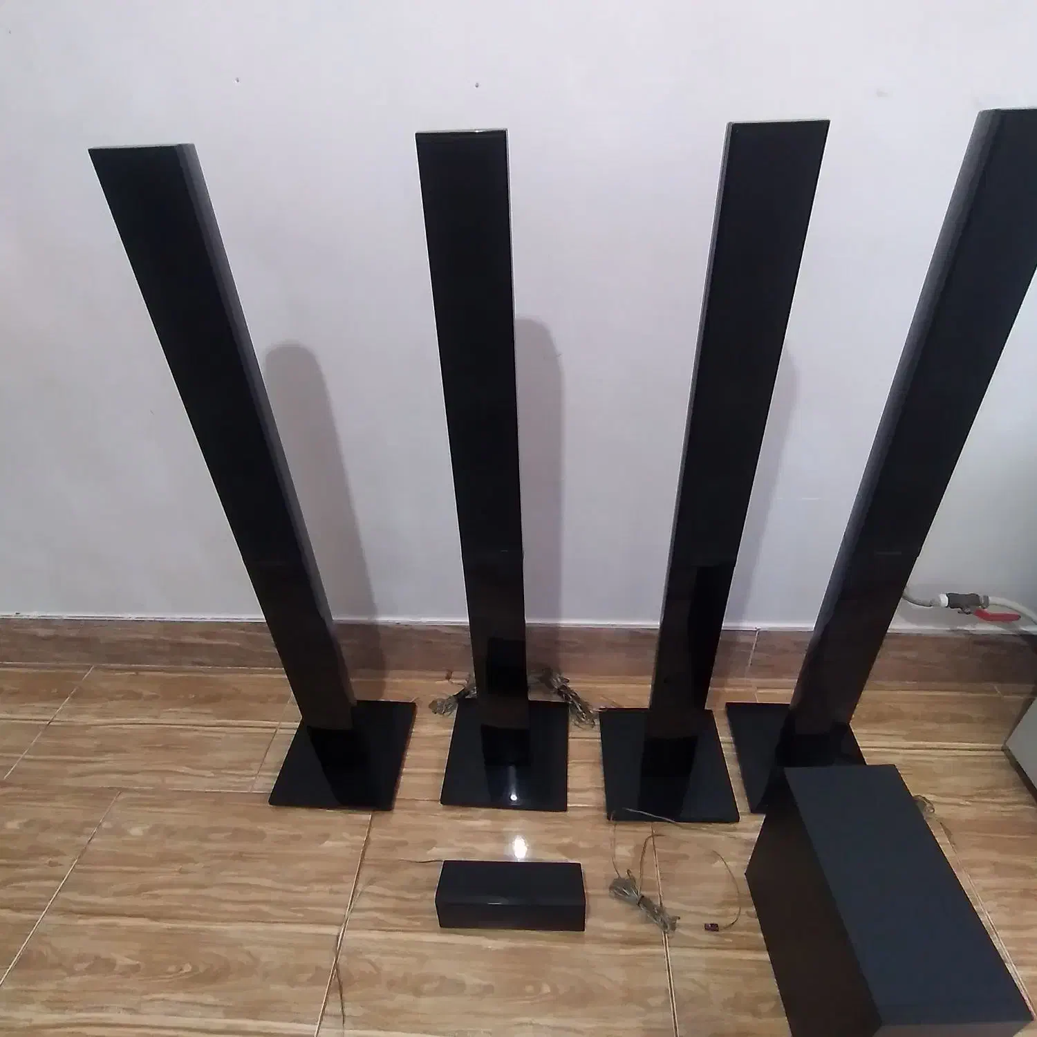 ضبط باند صوتی وتصویری با کیفیت  بسیار قوی|سیستم صوتی خانگی|فومن, |دیوار