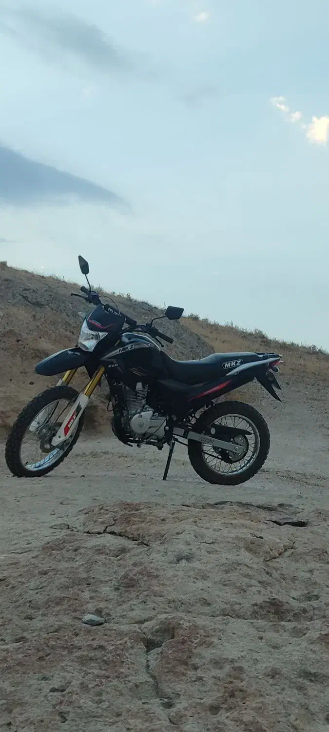 تریل mkz200 تمیز|موتورسیکلت|مراغه, |دیوار