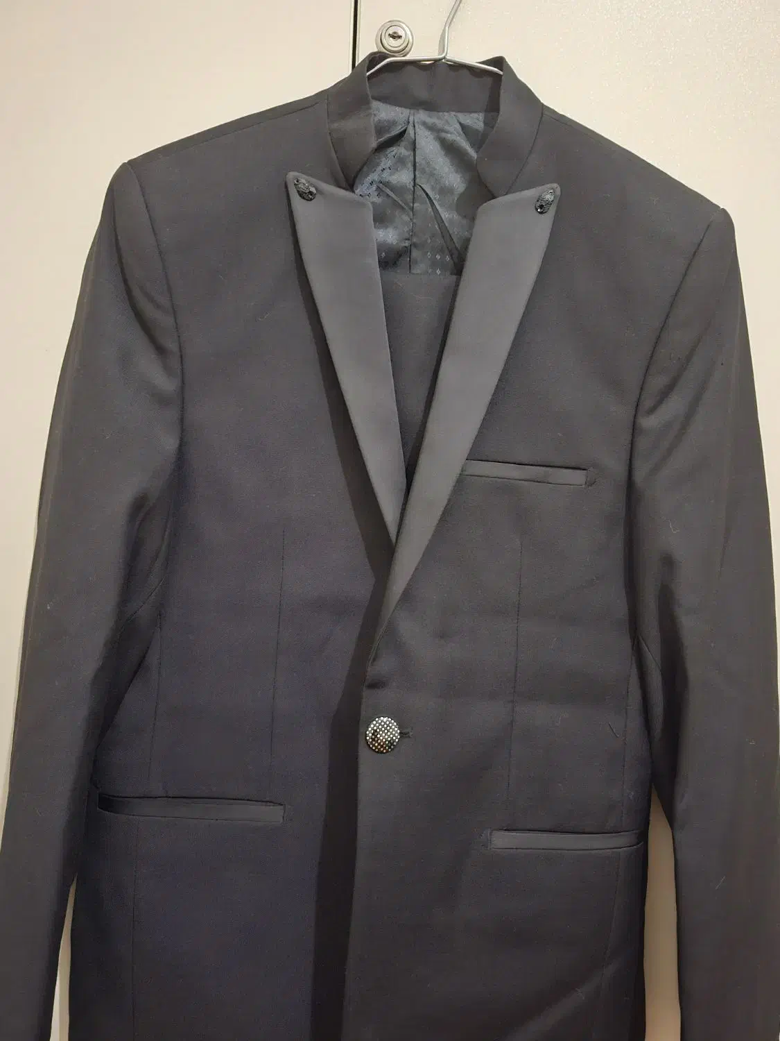 کت و شلوار مشکی|لباس|قم, سراجه (۱۵ خرداد)|دیوار