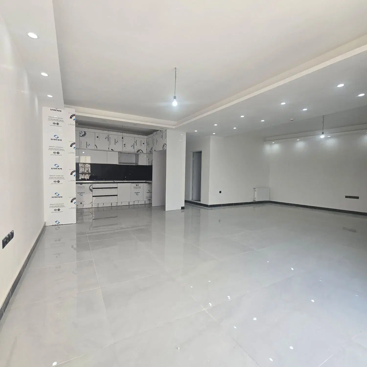 آپارتمان۱۲۳متری/گلسار/بلوارسمیه/خیابان۱۲۳/ ۲خواب|فروش آپارتمان|رشت, کاکتوس|دیوار