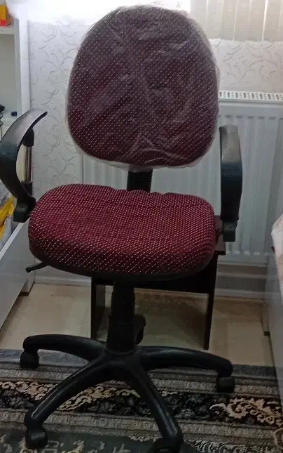 دو عدد میز تحریر دو عدد صندلی|مبلمان خانگی و میز عسلی|شیراز, شهرک گلستان|دیوار