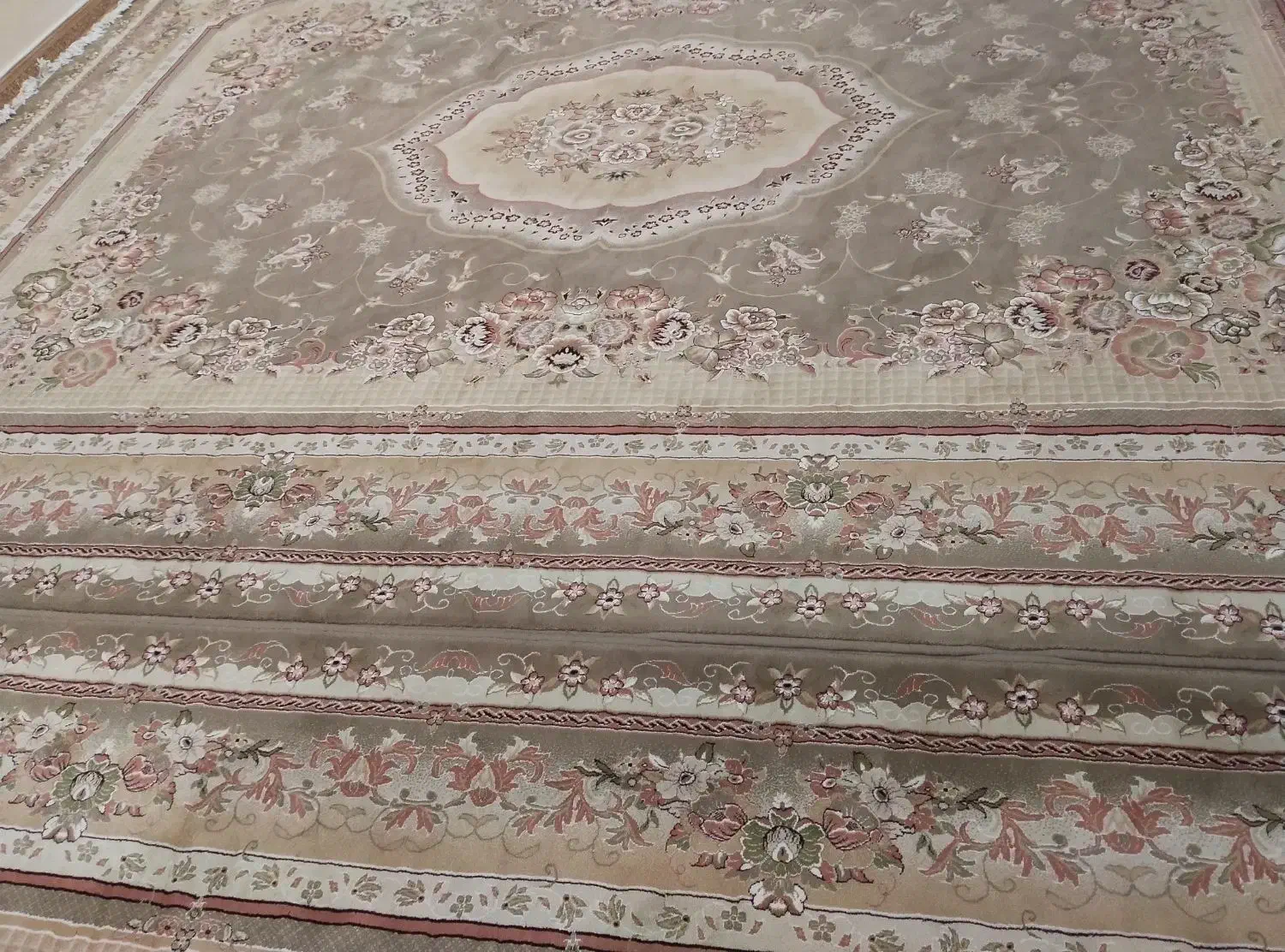 فرش گردویی ....|فرش|دورود, |دیوار