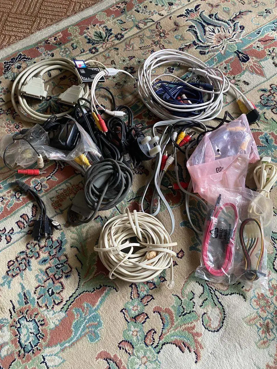 سیم و کابل کامپیوتر|قطعات و لوازم جانبی رایانه|تنکابن, |دیوار