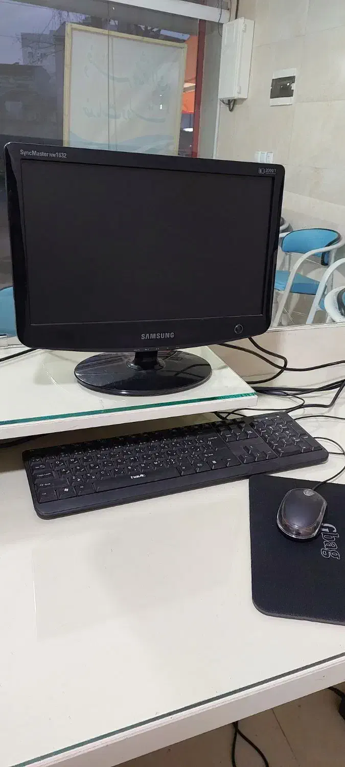 مانیتور سامسونگ ۱۵ اینج|قطعات و لوازم جانبی رایانه|رشت, گلزاران|دیوار
