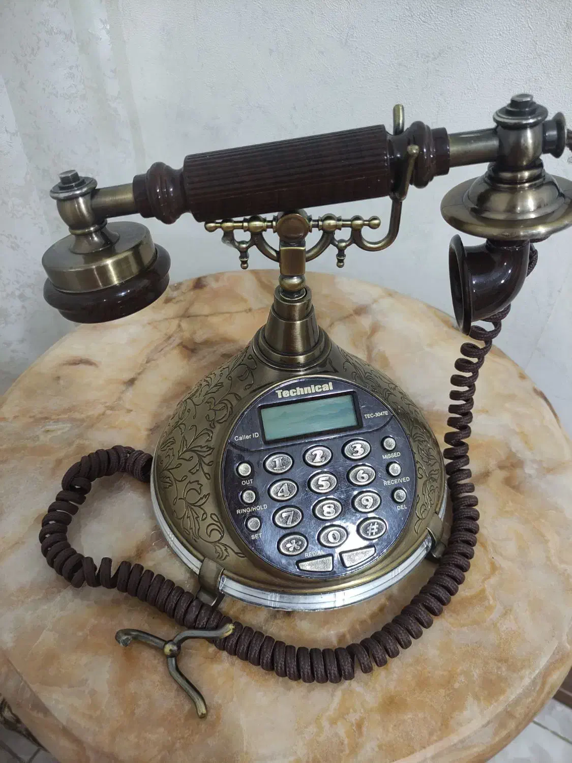 تلفن کلاسیک|کلکسیون اشیاء عتیقه|کرج, اسدآباد|دیوار
